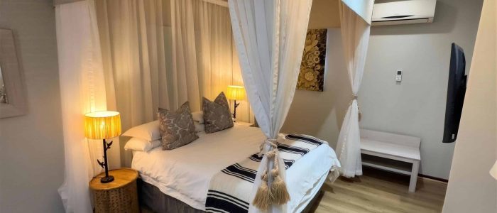 Fynbos Poolside Suites
